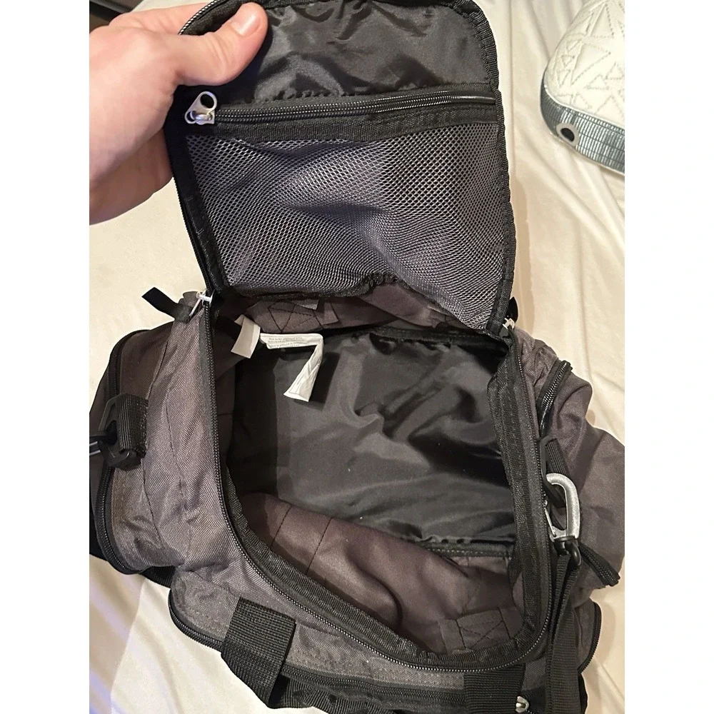 Bass Pro Shops Club Tackle Bag‎ Advanced Angler Pro Army Green Multi-compartment